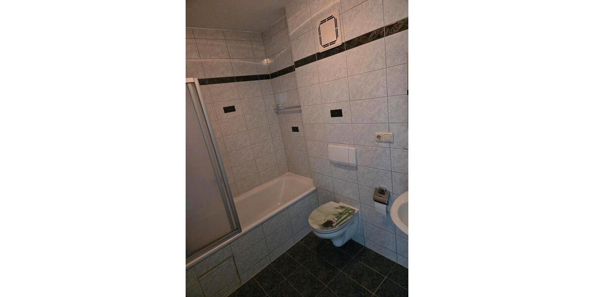 Dachgeschoßwohnung Schwandorf - 3 Zimmer, 94 m&sup2;, 250.000&euro; | Angebot:26806224