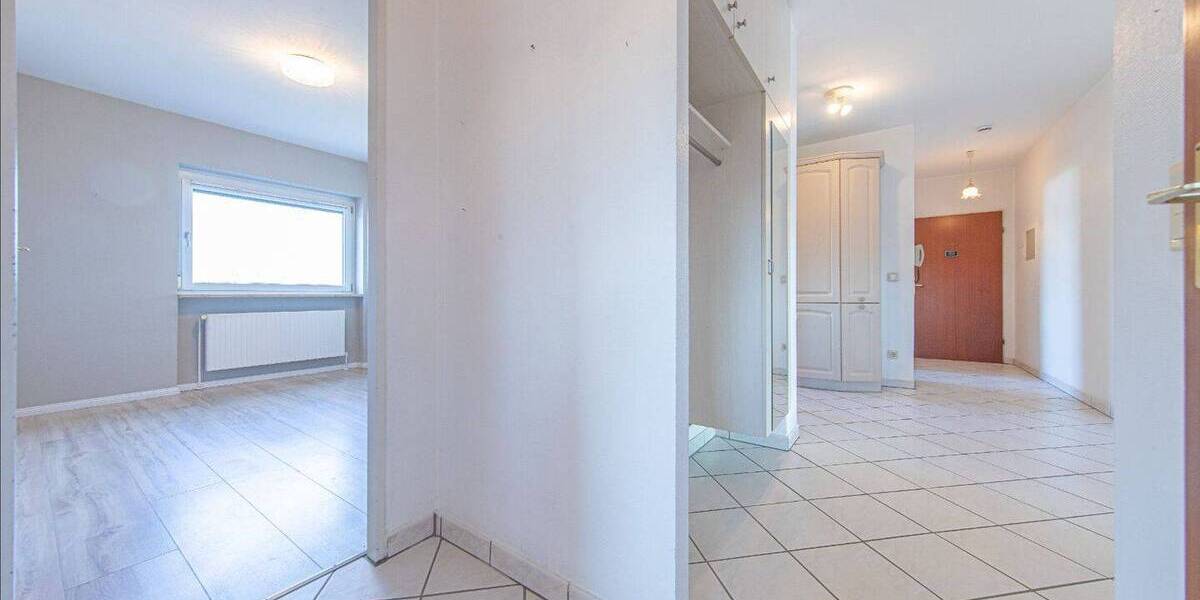 Etagenwohnung Rendsburg - 3 Zimmer, 90 m&sup2;, 150.000&euro; | Angebot:26082809