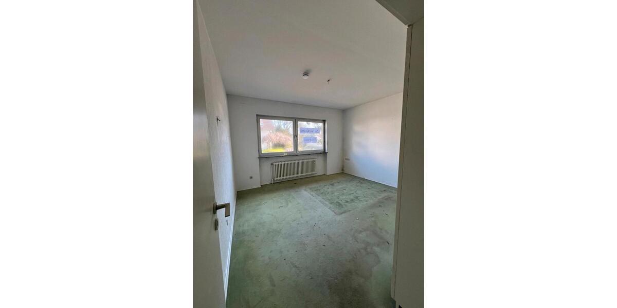 Bungalow Sankt Ingbert - 4 Zimmer, 135 m&sup2;, 260.000&euro; | Angebot:26393813