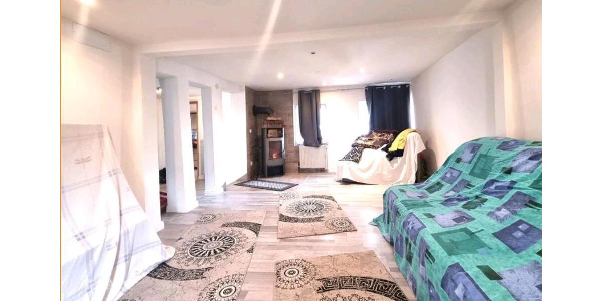 Reihenhaus Wiehl - 6 Zimmer, 150 m&sup2;, 140.000&euro; | Angebot:27083646