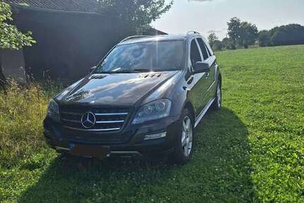 Mercedes-Benz ML 300 209.500 km 13.000 € Schleiden 53937