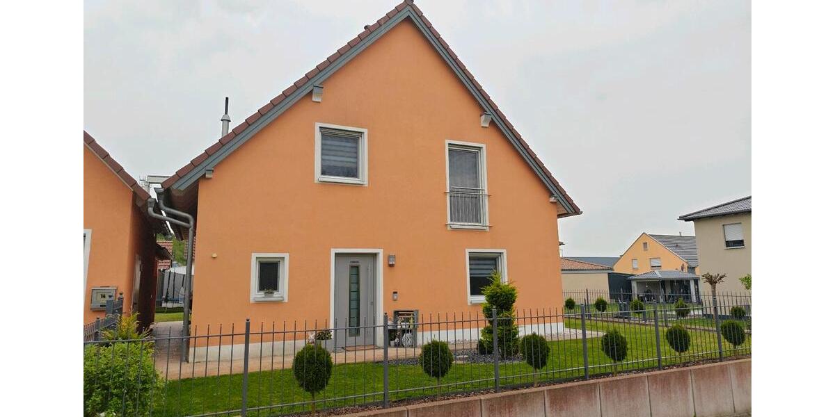 Einfamilienhaus Neumarkt in der Oberpfalz Altenhof - 5 Zimmer, 155 m&sup2;, 520.000&euro; | Angebot:27141165