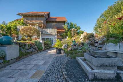 Haus zum Kaufen in Salzweg 598.000 € 281.11 m² 10 zimmer