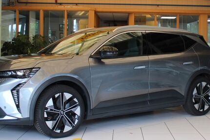 Renault Scenic E-TECH 28.435 km 38.900 &euro; Essen/Oldenburg 49632