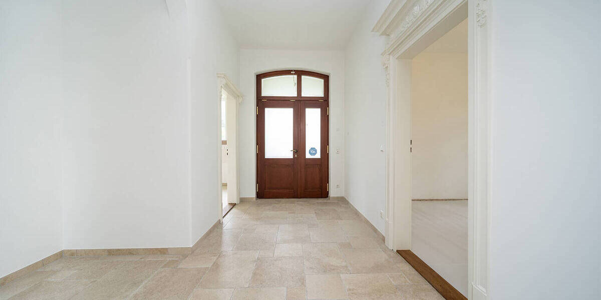 Versteigerungsimmobilie Starnberg Söcking - 1 Zimmer, 282 m&sup2;, 9.500.000&euro; | Angebot:24733823