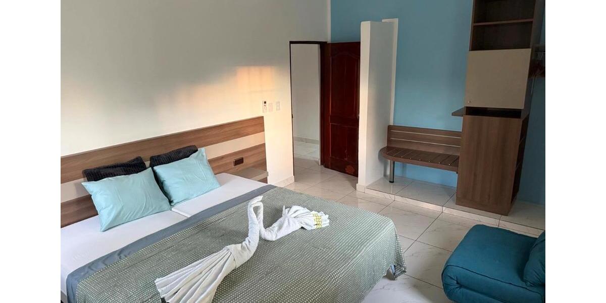 Einfamilienhaus Loitz - 11 Zimmer, 650 m&sup2;, 420.000&euro; | Angebot:26396599
