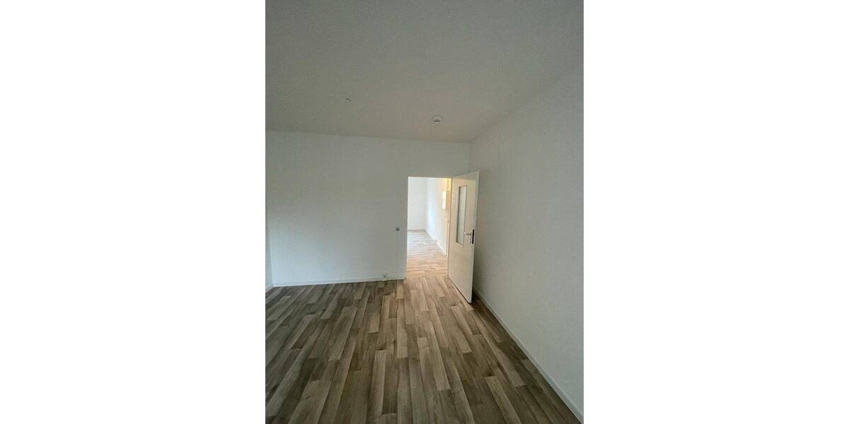 Etagenwohnung Walddrehna Walddrehna - 3 Zimmer, 66 m&sup2;, 396&euro; | Angebot:26876799