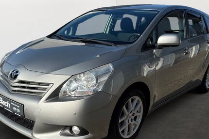 Toyota Verso 106.000 km 10.480 &euro; Friedrichshafen 88046