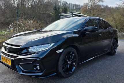 Honda Civic 65.000 km 22.900 &euro; Born 06661