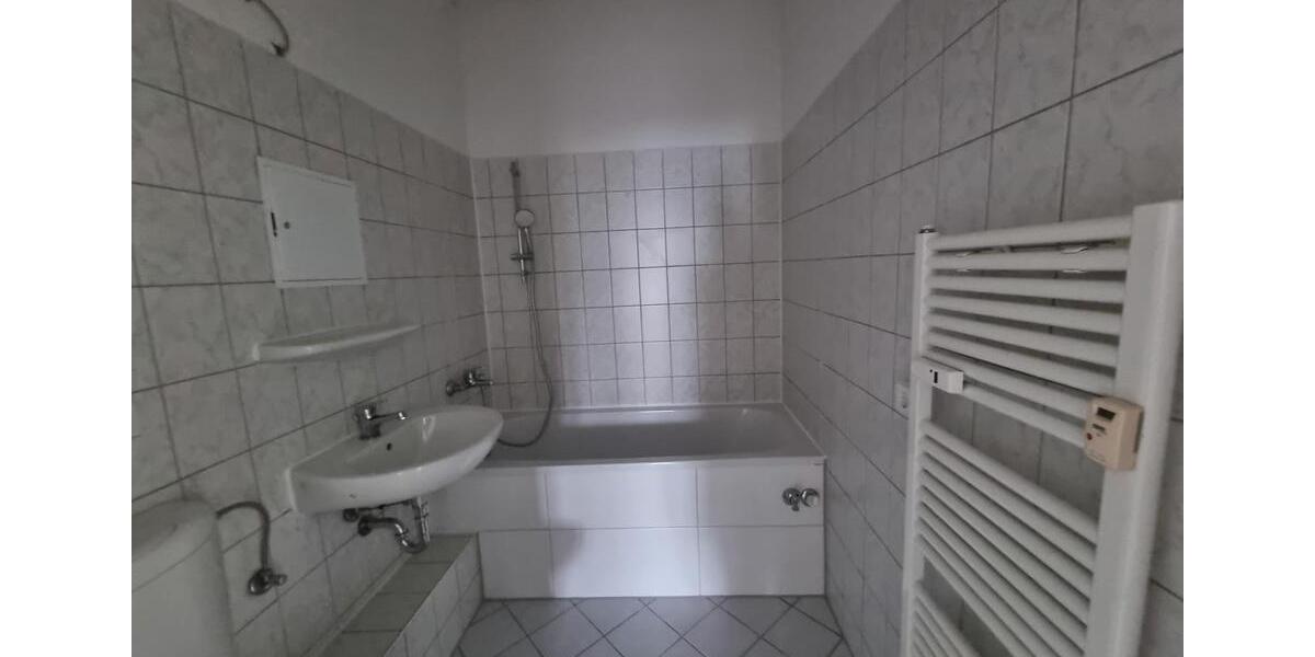 Etagenwohnung Halle (Saale) Nietleben - 4 Zimmer, 111 m&sup2;, 780&euro; | Angebot:26233703