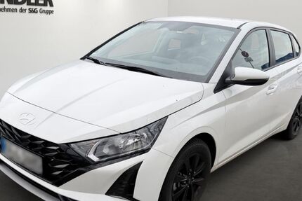 Hyundai i20 12.700 km 16.490 &euro; Graben - Neudorf 76676
