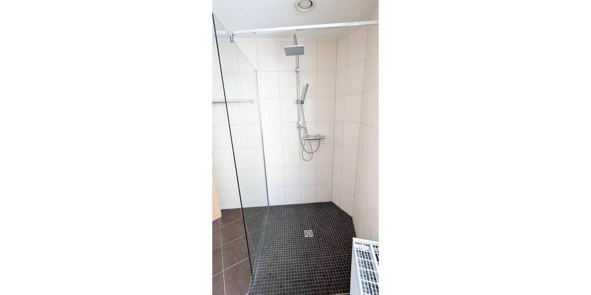 Erdgeschoßwohnung Bretten - 2 Zimmer, 76 m&sup2;, 900&euro; | Angebot:26013872