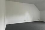 Dachgeschoßwohnung Bad Pyrmont - 5 Zimmer, 143 m&sup2;, 860&euro; | Angebot:26610283