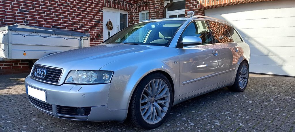 Audi A4 301.402 km 4.299 € Bösel 26219