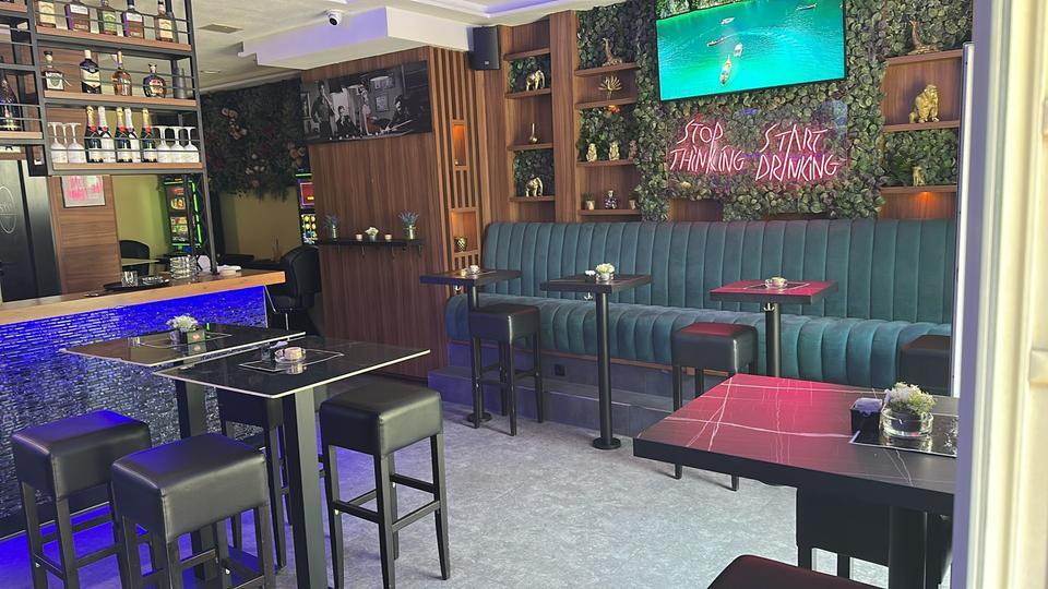 Attraktives Lokal in guter Lage – Frankfurt, Wittelsbacherallee
