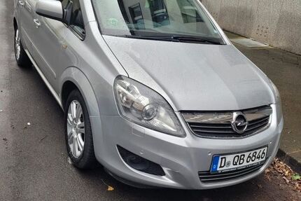 Opel Zafira 133.000 km 7.400 &euro; Düsseldorf 40239