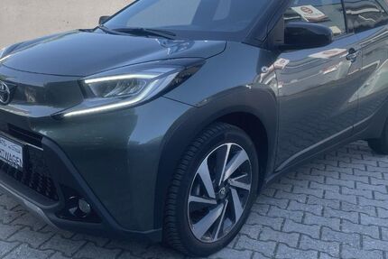 Toyota Aygo (X) 18.000 km 16.990 &euro; Groß - Gerau 64521