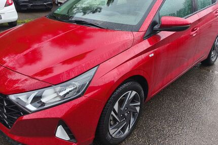 Hyundai i20 65.000 km 12.900 &euro; Solingen 42651
