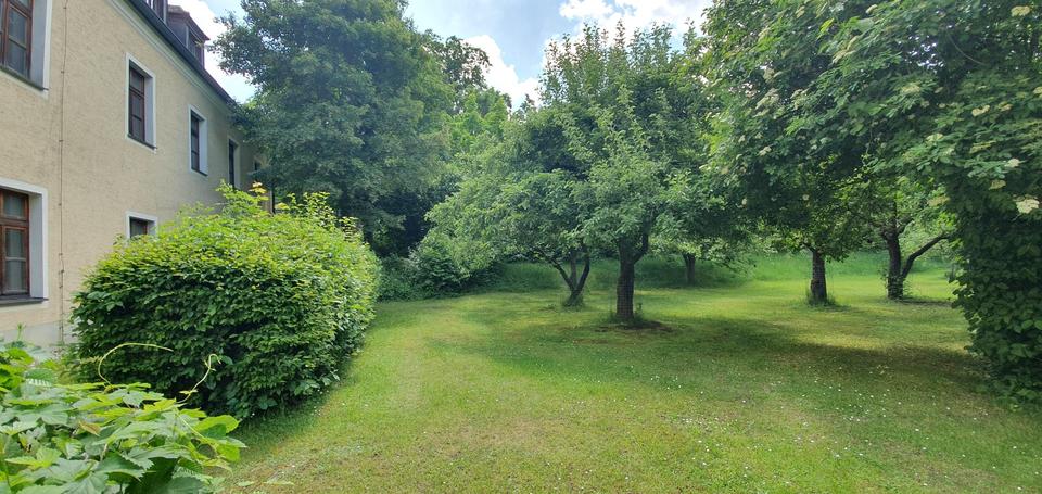 Etagenwohnung Burglengenfeld - 4 Zimmer, 105 m&sup2;, 850&euro; | Angebot:25516863