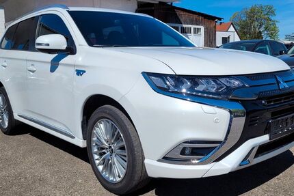 Mitsubishi Outlander 106.000 km 17.990 &euro; Ingolstadt 85057