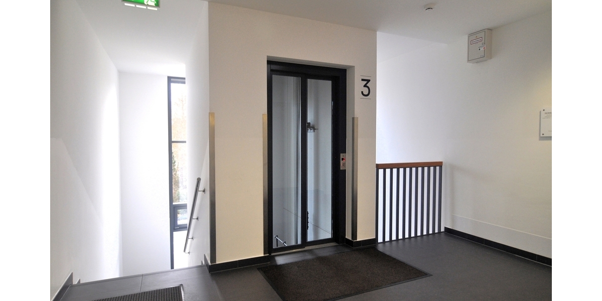 Praxisfläche mit Penthouse-Feeling im Ärztehaus - Gewerbeobjekt Königstein | Angebot:26339473