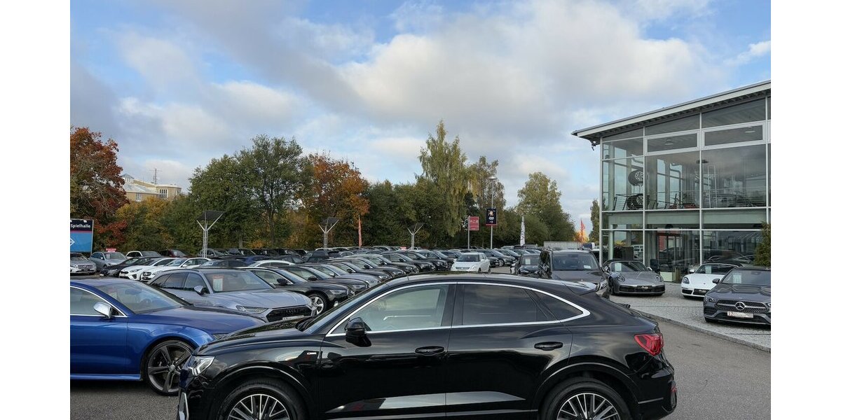 Audi Q3 35 TFSI S LINE/PANO/KAMERA/ACC/VIRTUALCOCKPIT 67.973 km 31.900 &euro; Villingen-Schwenningen 78054