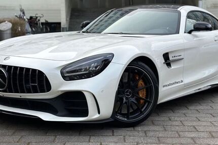 Mercedes AMG GT R
