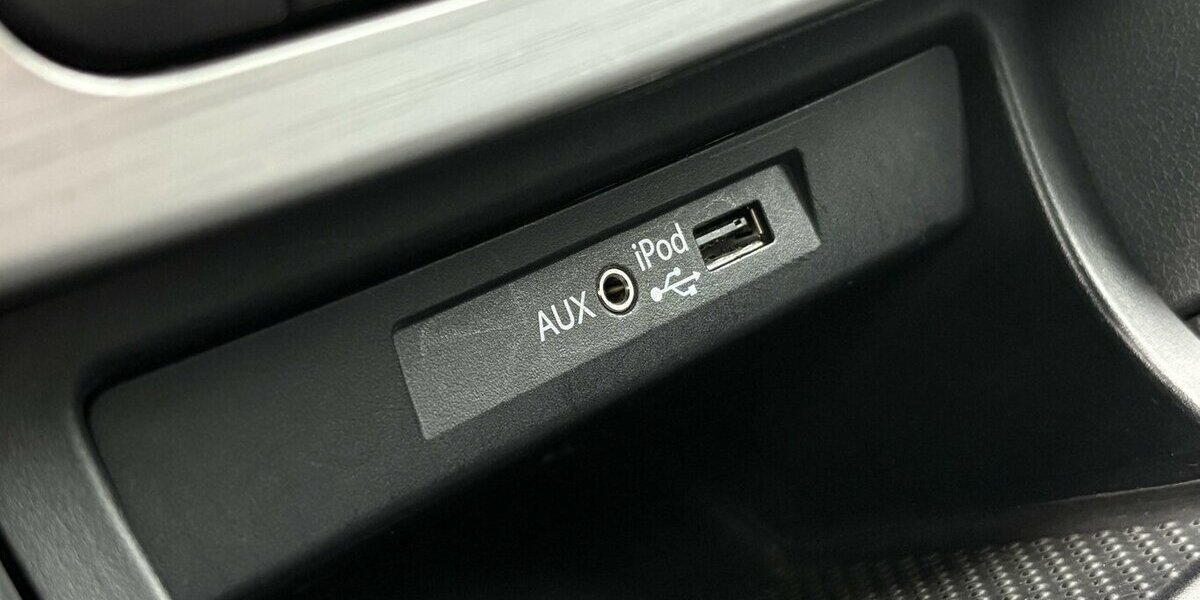 Skoda Yeti 1.4 TSI Ambition SITZHEIZUN/ANHÄNGK./1.HAND 102.196 km 10.900 &euro; Villingen-Schwenningen 78054