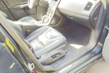 Volvo XC60 280.071 km 11.000 € Möglingen 71696