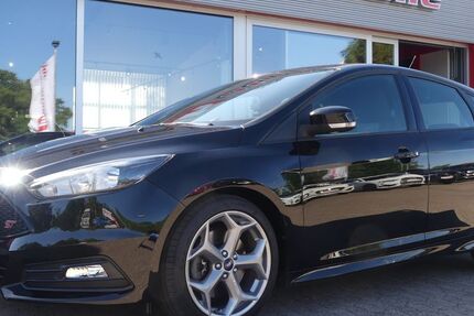 Ford Focus 96.248 km 13.890 &euro; Langenhagen 30855