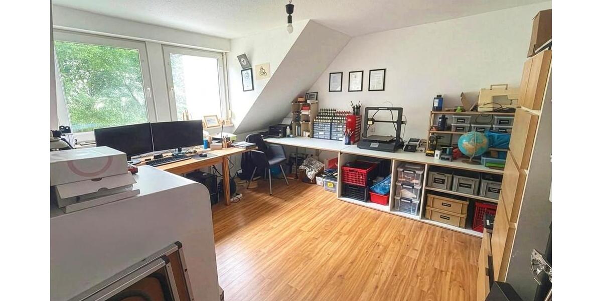 Attraktive Maisonettewohnung mit schöner Dachloggia und tollem Blick in Trier-Feyen - Dachgeschoßwohnung Trier Feyen-Weismark | Angebot:27157120