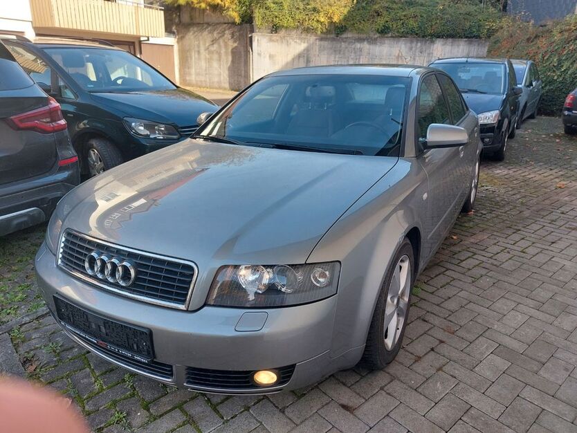 Audi A4 230.000 km 1.499 € Obersulm-Affaltrach 74182