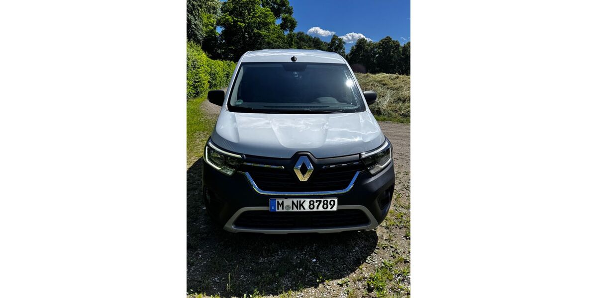 Renault Kangoo 27.800 km 18.500 &euro; München 81927