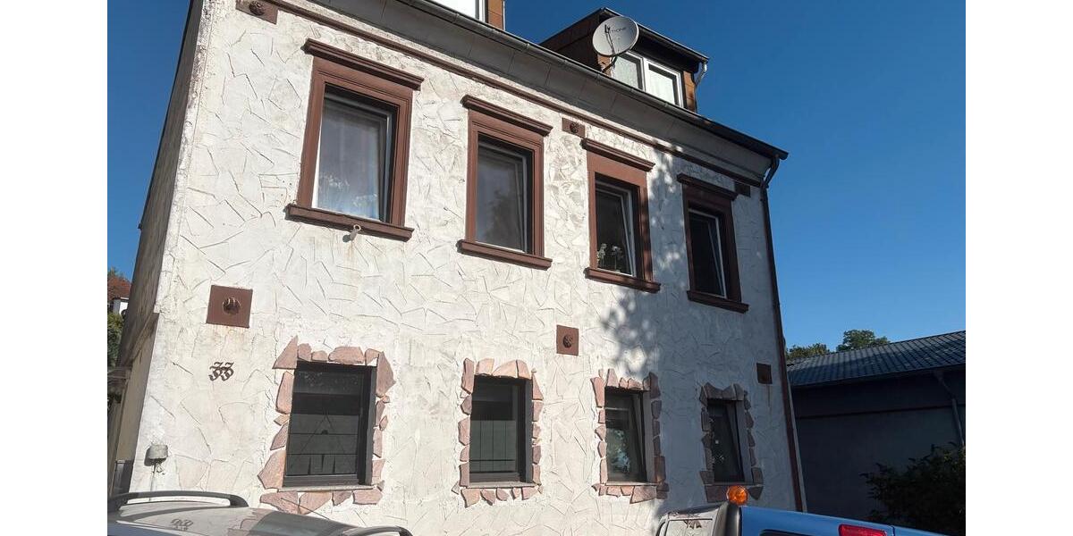 Einfamilienhaus Sulzbach (Saar) - 6 Zimmer, 174 m&sup2;, 210.000&euro; | Angebot:27117403