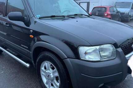 Ford Maverick 97.000 km 6.900 &euro; Hamburg 22147