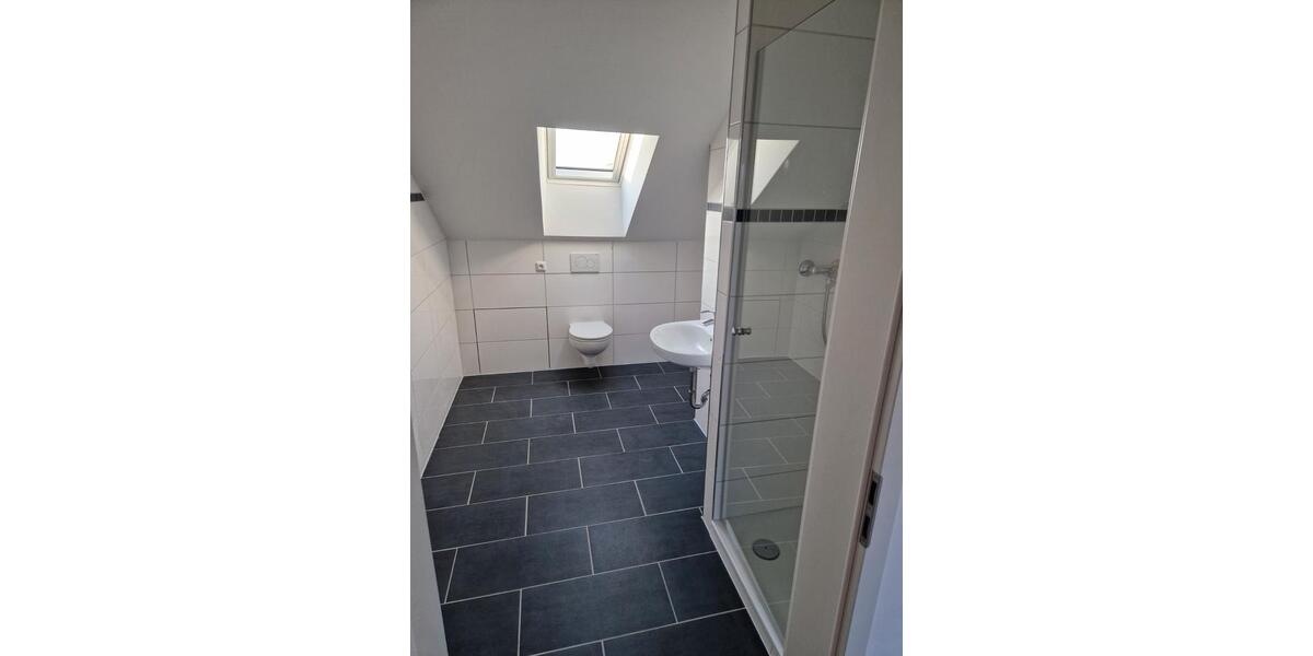 Dachgeschoßwohnung Burghausen - 1 Zimmer, 50 m&sup2;, 750&euro; | Angebot:26221404