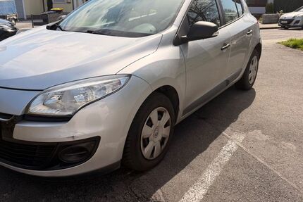 Renault Megane 79.000 km 4.800 &euro; Hagen 58089