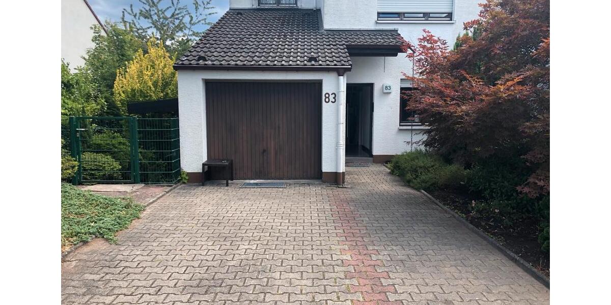 Reihenhaus Kaiserslautern Bahnheim - 4 Zimmer, 140 m&sup2;, 1.800&euro; | Angebot:26101572