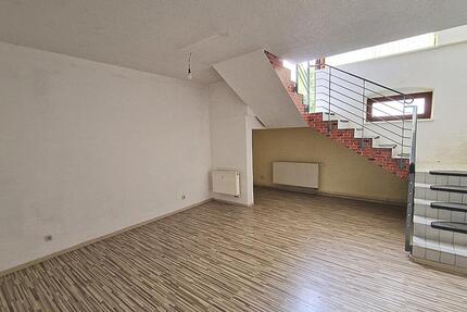 Vielseitig nutzbare Gewerbeeinheit mit 84 m² auf zwei Etagen – Perfekte Voraussetzungen für Ihr Busi zimmer