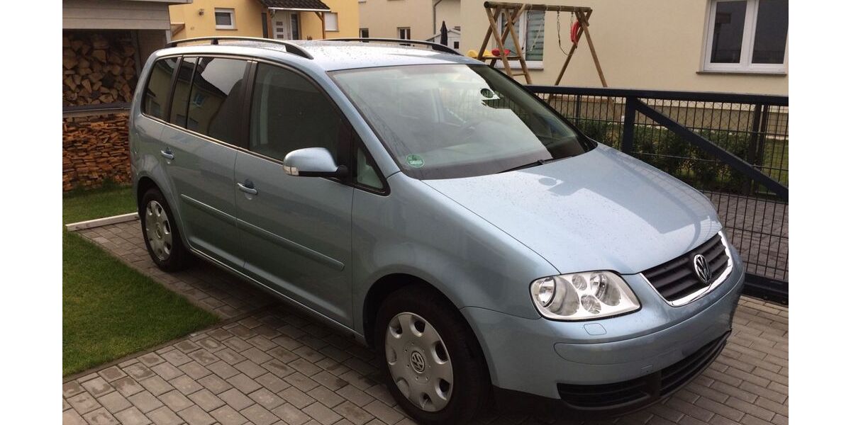 VW Touran 199.500 km 3.950 &euro; Berlin 12681