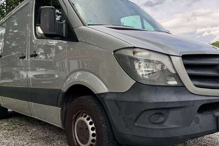 Mercedes-Benz Sprinter 325.000 km 8.900 &euro; München 80687