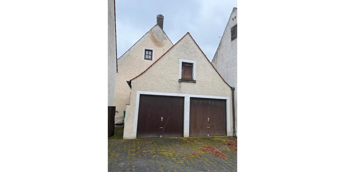 Einfamilienhaus Neustadt an der Donau - 6 Zimmer, 144 m&sup2;, 320.000&euro; | Angebot:26374037