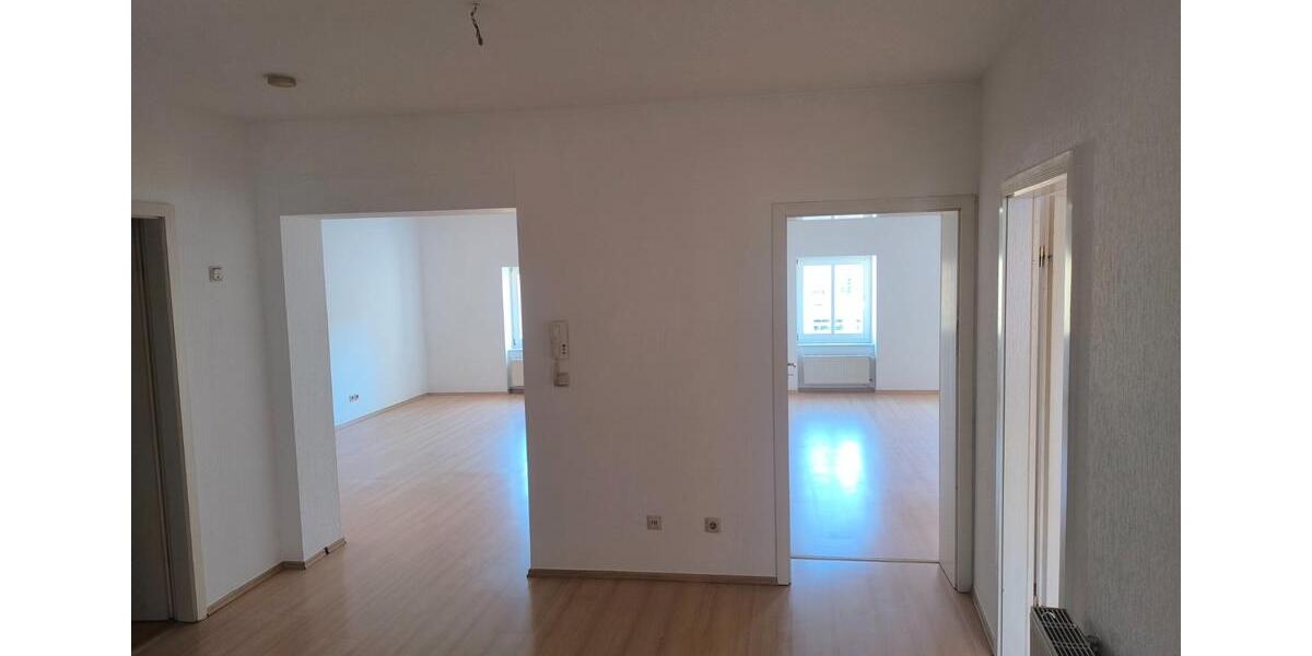 Etagenwohnung Bautzen - 3 Zimmer, 75 m&sup2;, 500&euro; | Angebot:26380121