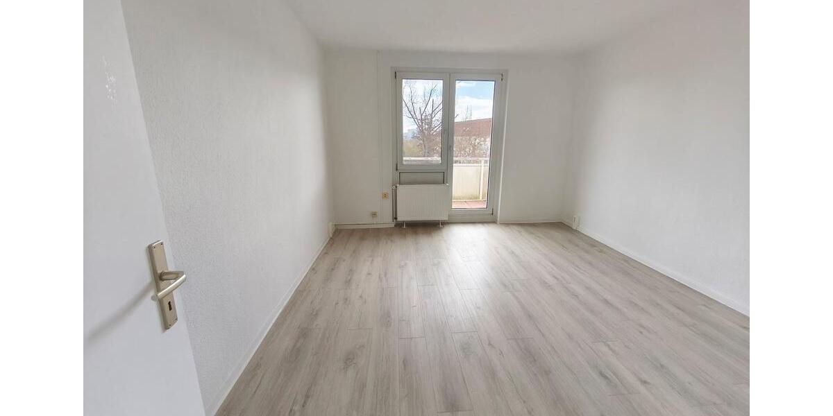 Etagenwohnung Merseburg - 3 Zimmer, 59 m&sup2;, 323&euro; | Angebot:26179914