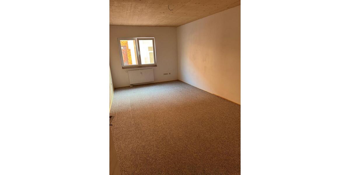 Terrassenwohnung Schleiz - 3 Zimmer, 83 m&sup2;, 462&euro; | Angebot:26262175
