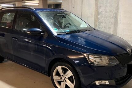 Skoda Fabia 41.430 km 10.900 &euro; Hamburg 22765