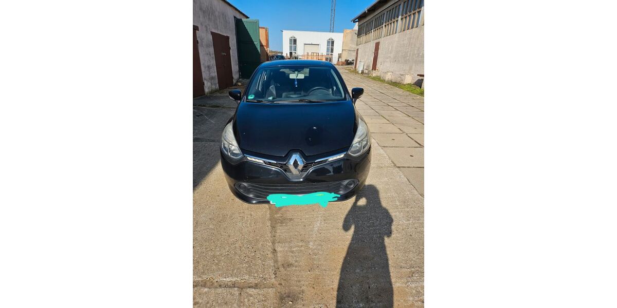 Renault Clio 156.477 km 4.550 &euro; Gräfenhainichen 06773