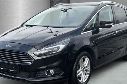 Ford S-Max 89.664 km 19.950 &euro; Lübeck 23558