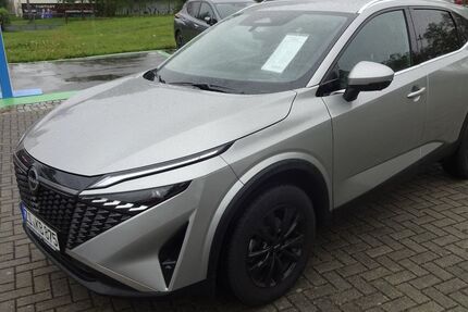 Nissan Qashqai 4.600 km 25.900 &euro; Ebersbach-Neugersdorf 02727