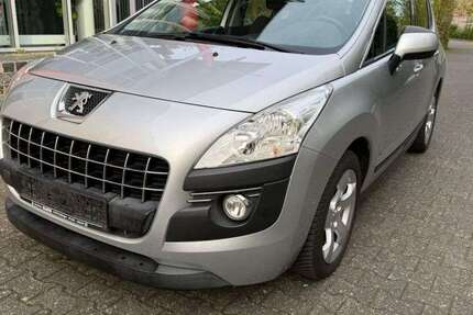 Peugeot 3008 172.000 km 2.499 &euro; Paderborn 33100